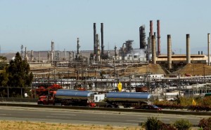 Picture of Union workers at Chevron refinery prepare for strike on Monday