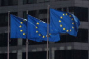 Picture of EU split on Russia oil sanctions, mulls other steps
