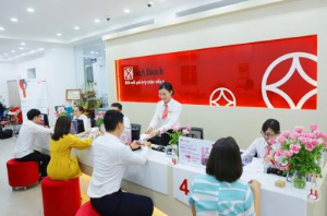 Ảnh của Người thân của Phó Chủ tịch SeABank muốn sang tay cổ phiếu cho nhau?