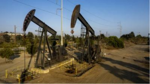 Ảnh của Giá dầu tăng gần 2% trước nỗi lo nguồn cung kéo dài