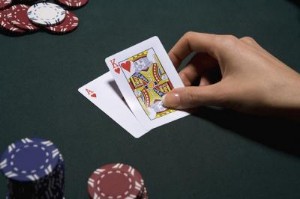 Ảnh của Chuyên gia nói về chuyện tự doanh chứng khoán “đánh bài mà xem được bài người khác”