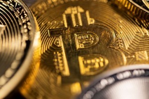 Ảnh của Bitcoin giảm xuống dưới 34.000 đô la vào cuối tuần