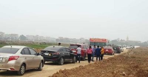 Ảnh của Thị trường đất nền phát triển quá 'nóng' dẫn đến nhiều hệ lụy