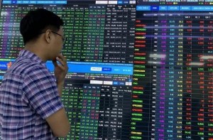 Ảnh của Chứng khoán lao dốc, vàng "đứng hình", nhà đầu tư có nên tìm tới bất động sản?
