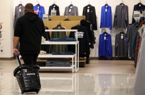 Ảnh của Kohl's investors expected to reject all 10 of activist Macellum's director nominees - sources