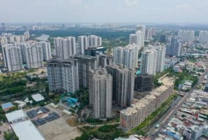 Ảnh của Siết tín dụng bất động sản: Con dao 2 lưỡi?