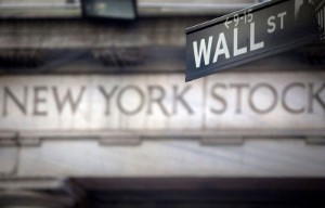 Ảnh của Wall Street rallies as growth stocks rebound, Twitter slides