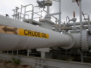 Picture of Oil little changed in choppy trade; U.S. says export ban not ruled out