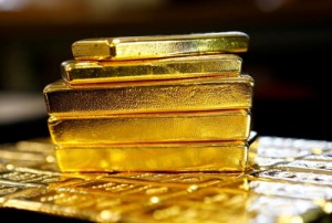 Picture of Gold Up, Set for Second Weekly Gain as Dollar Falls from 20-Year High