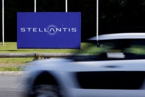 Picture of U.S. weighs labor probe into Stellantis Mexico plant, Mexican officials say