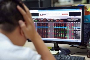 Ảnh của Thua lỗ chứng khoán, hoang báo bị cướp hàng trăm triệu đồng