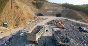 Ảnh của Cao tốc Bắc – Nam chật vật vì giá leo thang