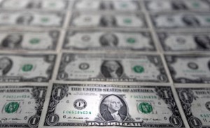 Picture of Dollar finds support as investors put safety first