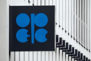 Picture of OPEC+ sticks to oil output policy, avoids debate on September plans