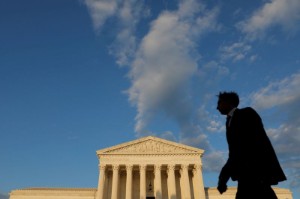 Picture of U.S. Supreme Court limits federal power to curb carbon emissions