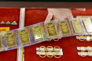 Ảnh của Giá vàng SJC tiếp tục điều chỉnh giảm mạnh tới 700.000 đồng
