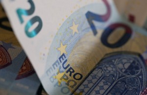 Picture of Euro Gains Against Dollar as Fresh Eurozone Economic Data Looms