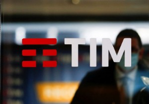 Ảnh của Telecom Italia set to raise 2022 core profit outlook - sources