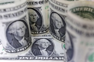 Picture of Dollar on backfoot ahead of key U.S. jobs data