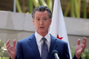 Picture of California governor proposes $1.4 billion loan to keep nuclear plant open