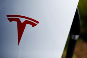 Picture of Musk Says Tesla Now Over 3M Made; Congratulates GigaShanghai on 1Mth Vehicle