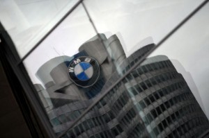 Picture of BMW confirms fatal crash, says car wasn't self-driving