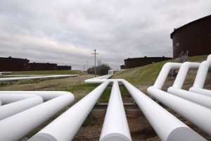 Picture of Judge rules oil pipeline dispute between Enbridge and Michigan belongs in federal court