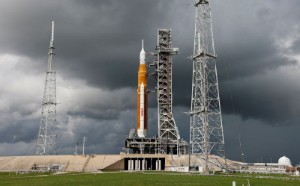 Picture of Fuel leak to delay first launch of NASA's Artemis moon rocket for weeks