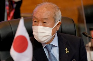 Picture of Japan Finance Minister says watching rising FX volatility as yen hits new lows
