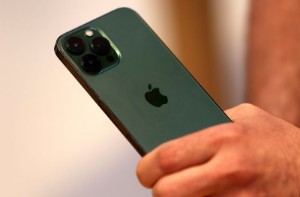 Picture of Apple to appeal Brazil sales ban of iPhone without charger