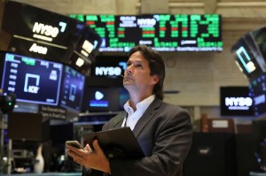 Picture of Futures edge higher as investors assess Fed path