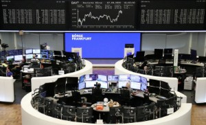 Picture of European shares dip after record ECB rate hike, banks jump