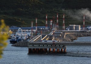Picture of Oil edges up from seven-month low as Russia threatens export halt