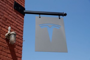Picture of Tesla considering lithium refinery in Texas