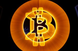 Picture of Bitcoin leaps above $21,000 as U.S. dollar sags