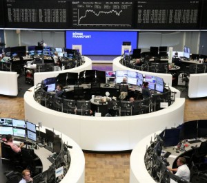 Picture of European shares rise on gains in bank, Ukrainian advances