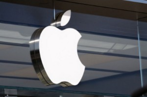 Picture of Apple: iPhone 14 Pre-order Demand Robust - Analysts