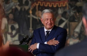 Picture of Mexican president softens tone on trade dispute as Blinken visits