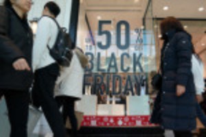 Picture of U.S. holiday sales growth likely to slow as inflation hits shoppers - report