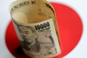 Picture of Japanese Yen Dips After Record Trade Deficit, Asia FX Weakens