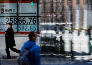 Stocks subdued, dollar firm for central bank jamboree