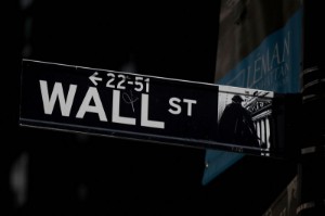 Ảnh của Wall Street ends down for third day as growth concerns weigh on tech