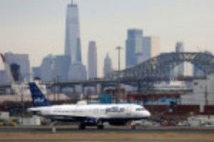 Picture of U.S. challenges American Airlines, JetBlue alliance at start of antitrust trial
