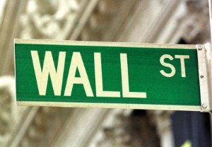 Ảnh của Dow Jones đi ngang; Phát biểu từ Fed; Báo cáo doanh thu của Apple được chú ý