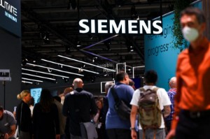 Picture of Siemens signs deal with electric battery producer ACC
