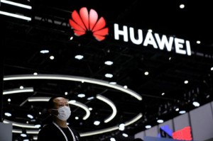 Picture of U.S. FCC set to ban all U.S. sales of Huawei, ZTE equipment- Axios
