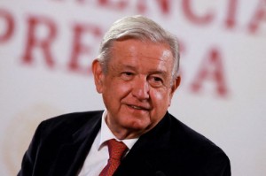 Ảnh của Mexico president says he spoke with Walmart exec about lowering inflation on food products