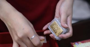 Ảnh của Giá vàng ngày 21.10.2022: SJC lại cao hơn thế giới 19 triệu đồng mỗi lượng