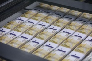 Picture of Rouble gains as central bank set to end rate-cutting cycle