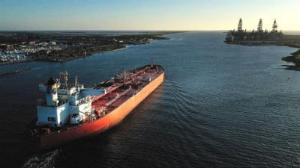 Ảnh của Mỹ xuất khẩu khối lượng dầu kỷ lục dù nhiên liệu trong nước đang căng thẳng